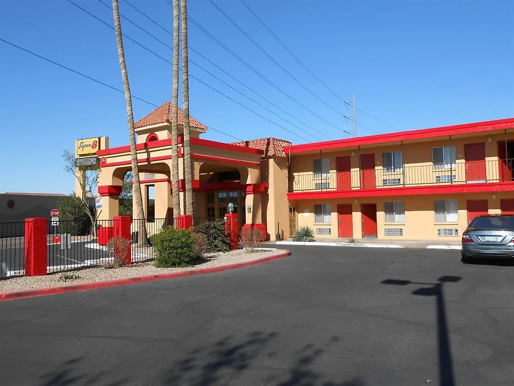 Extend-A-Suites Phoenix Motel