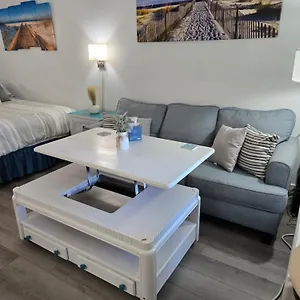https://getaway-at-the-marina.hotelstampa.org